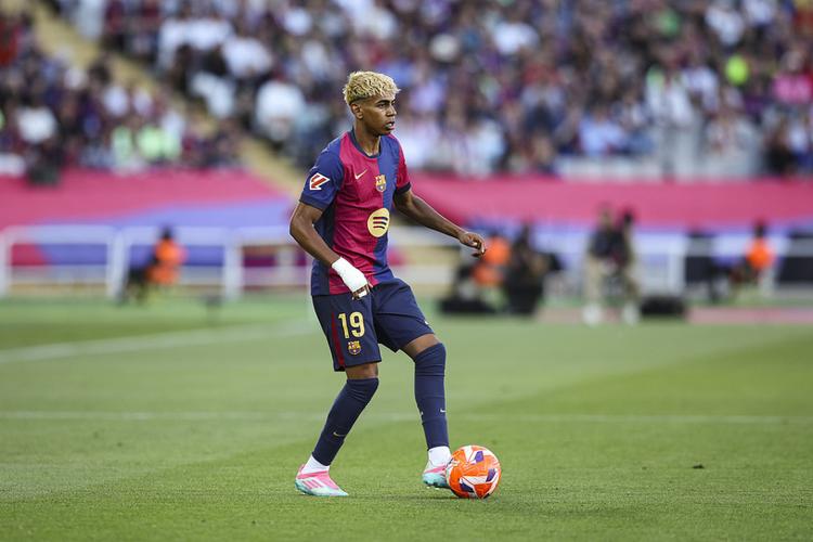 每体：博阿滕学期约十天，近距离学习弗里克在巴萨的工作方式（每体：博阿滕将随队约10天，近距离观摩弗里克在巴萨的执教方式）