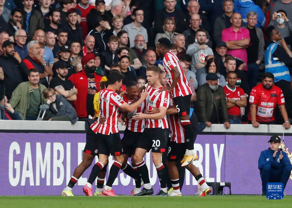 记者：多队关注赫塔16岁中场艾希霍恩，球员解约金1000-1200万（记者：多家球队有意赫塔16岁中场艾希霍恩，解约金约1000-1200万）