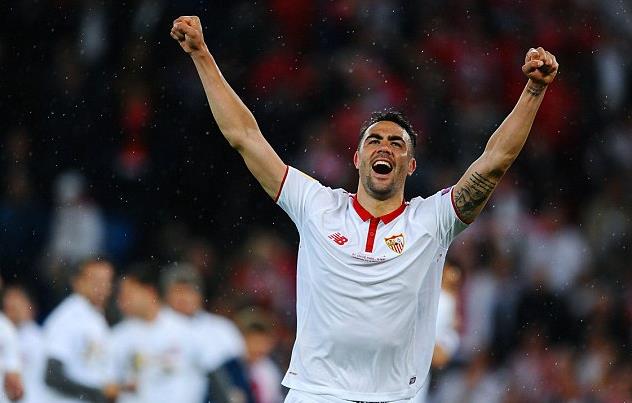 2026年美加墨世界杯扩军至48队，小组赛规则革新，淘汰赛对阵更复杂，传统强队与新势力激烈竞争。（2026美加墨世界杯扩军至48队：小组赛改制、淘汰赛更复杂，豪强与新势力激战升级）