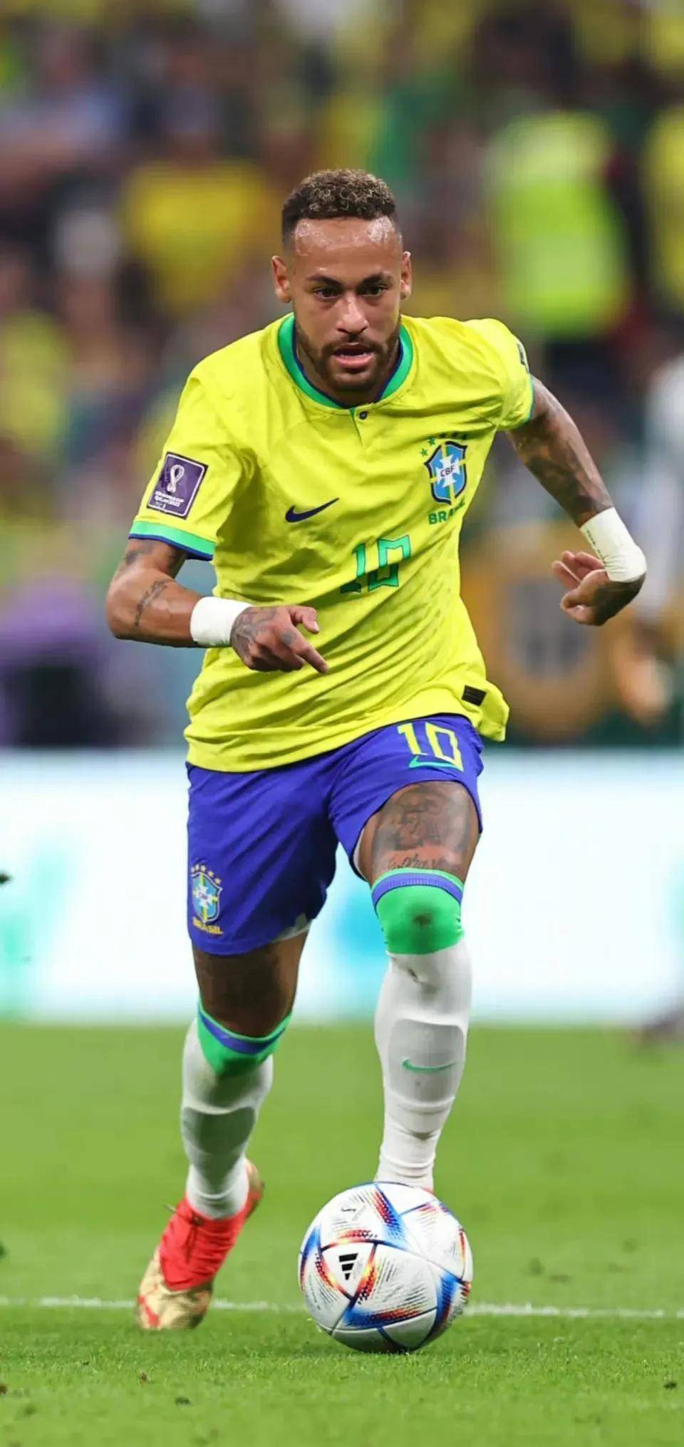 申花迎来2025最后一战，特谢拉、路易斯等多人合同将到期（申花迎战2025收官之战，特谢拉、路易斯等多名球员合同将届满）